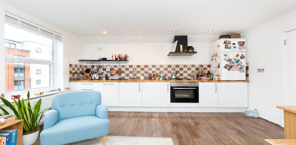 			SPACIOUS MODERN ONE BED!, 1 Bedroom, 1 bath, 1 reception Flat			 Caledonian Road, CALEDONIAN ROAD